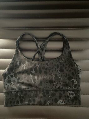 lululemon Energy Longline Bra*Medium Support,B/D Cup Size 6